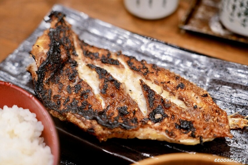 東京新宿美食｜しんぱち食堂 西武新宿店，超人氣炭火焼干物定食