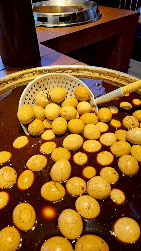 日月潭必訪Hohocha喝喝茶，奉茶奉蛋、買伴手禮的好所在！！