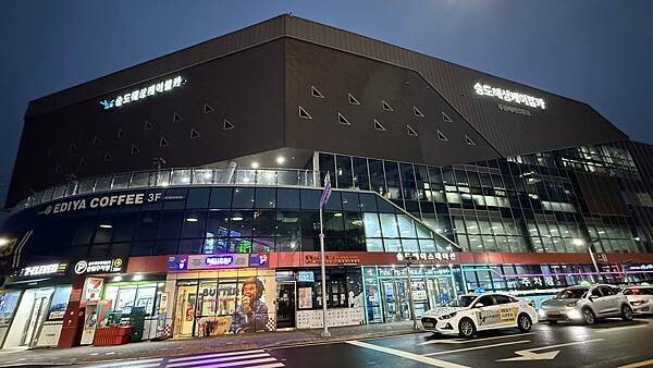 IMG_3652 (1).jpg IMG_3652 (1).jpg