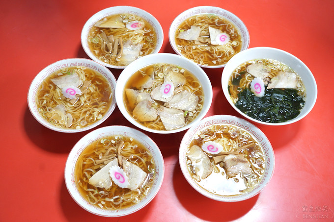 日本福島豬苗代湖冬季必訪！罕見樹冰奇景絕美，天鵝群聚成療癒雪白世界。