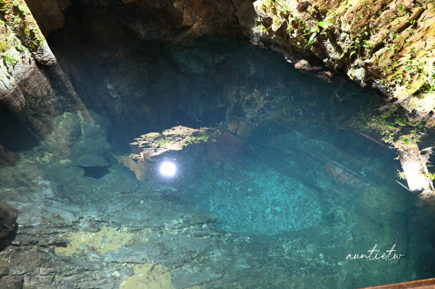日本最長水中鐘乳石洞！大分旅遊必訪水中鐘乳石洞，玩浮潛泡桑拿秘境。