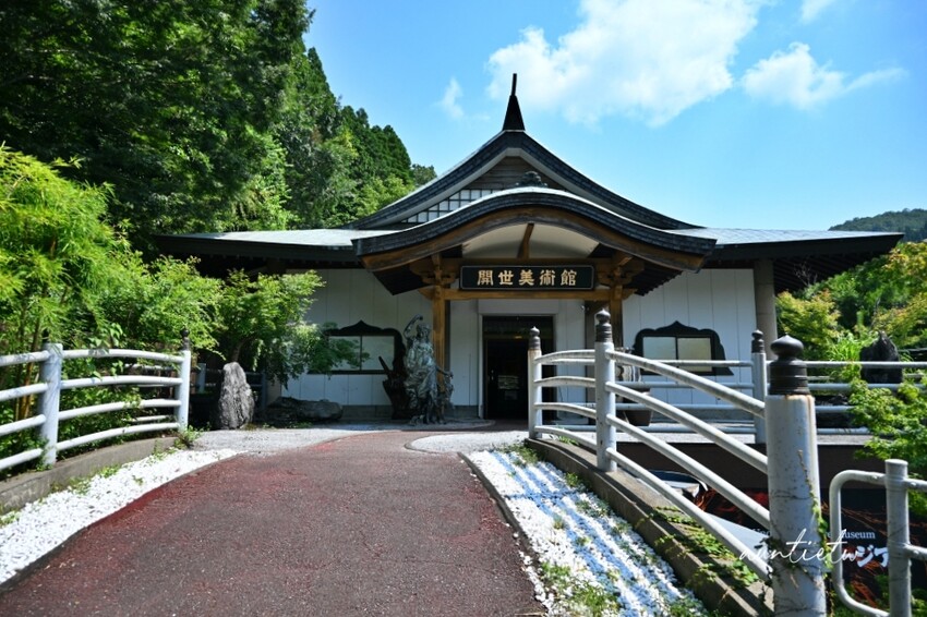 日本最長水中鐘乳石洞！大分旅遊必訪水中鐘乳石洞，玩浮潛泡桑拿秘境。