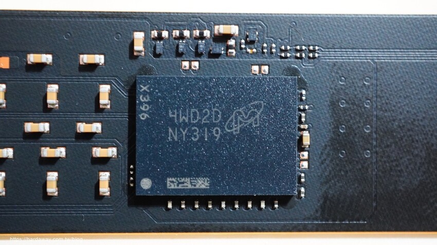 美光Micron 4WD2D NY319 NAND Flash顆粒