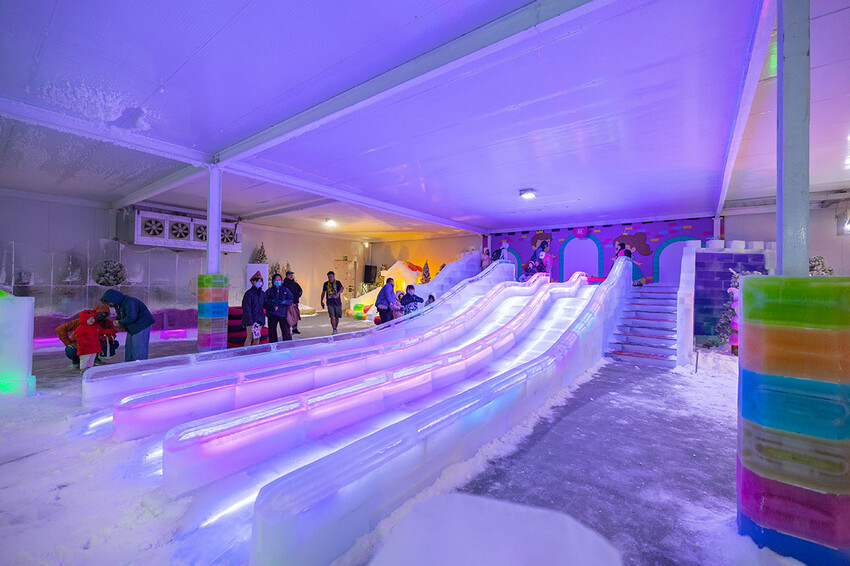 2025屏東夏日狂歡祭免費入園｜童話冰宮｜狂歡遊樂園海盜船、瘋狂摩托車，氣墊城堡、夏日兜風樂園賽車｜夏日遊園派對｜屏東暑假活動推薦