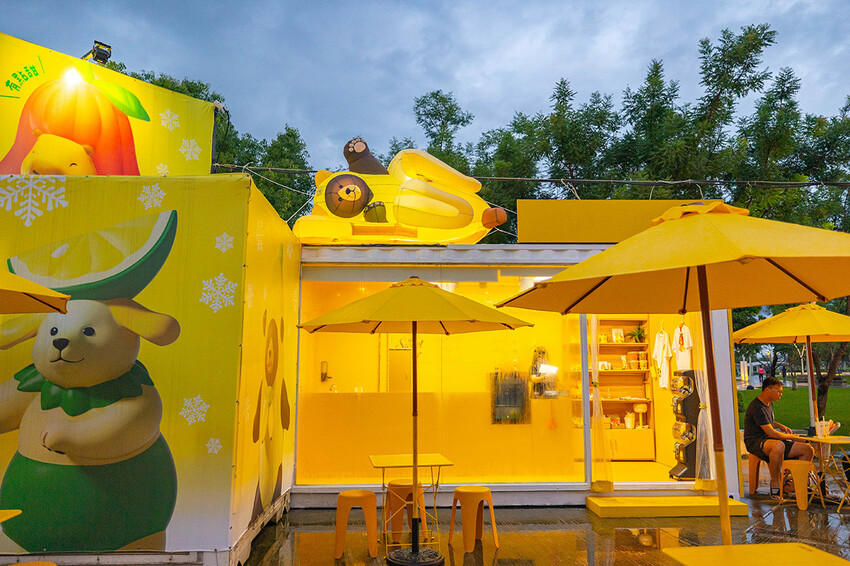 2025屏東夏日狂歡祭免費入園｜童話冰宮｜狂歡遊樂園海盜船、瘋狂摩托車，氣墊城堡、夏日兜風樂園賽車｜夏日遊園派對｜屏東暑假活動推薦