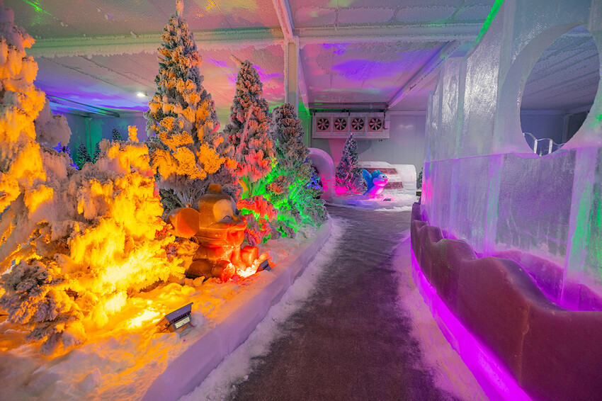 2025屏東夏日狂歡祭免費入園｜童話冰宮｜狂歡遊樂園海盜船、瘋狂摩托車，氣墊城堡、夏日兜風樂園賽車｜夏日遊園派對｜屏東暑假活動推薦