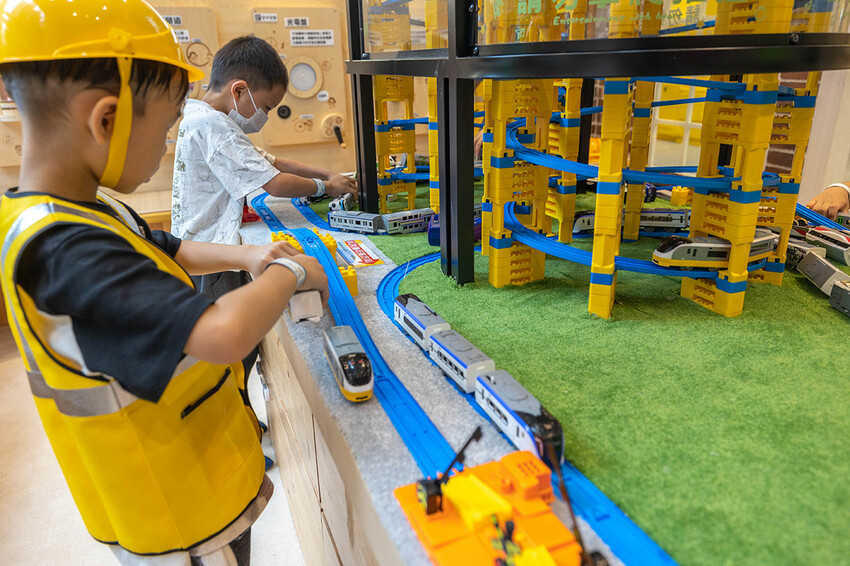 台中樂米樂園北歐館｜台中兒童樂園｜瑪利歐奧運闖關環｜恐龍島｜台中東區景點推薦