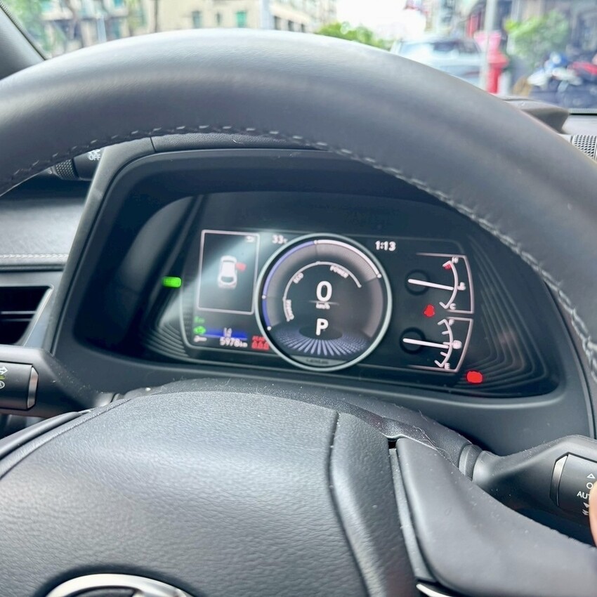 【台南配鏡推薦】多焦變色鏡片配到好只要3980元｜伍佰眼鏡臨