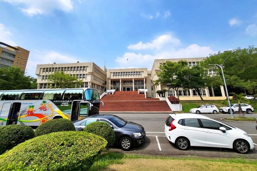 嘉義大學:中正樓