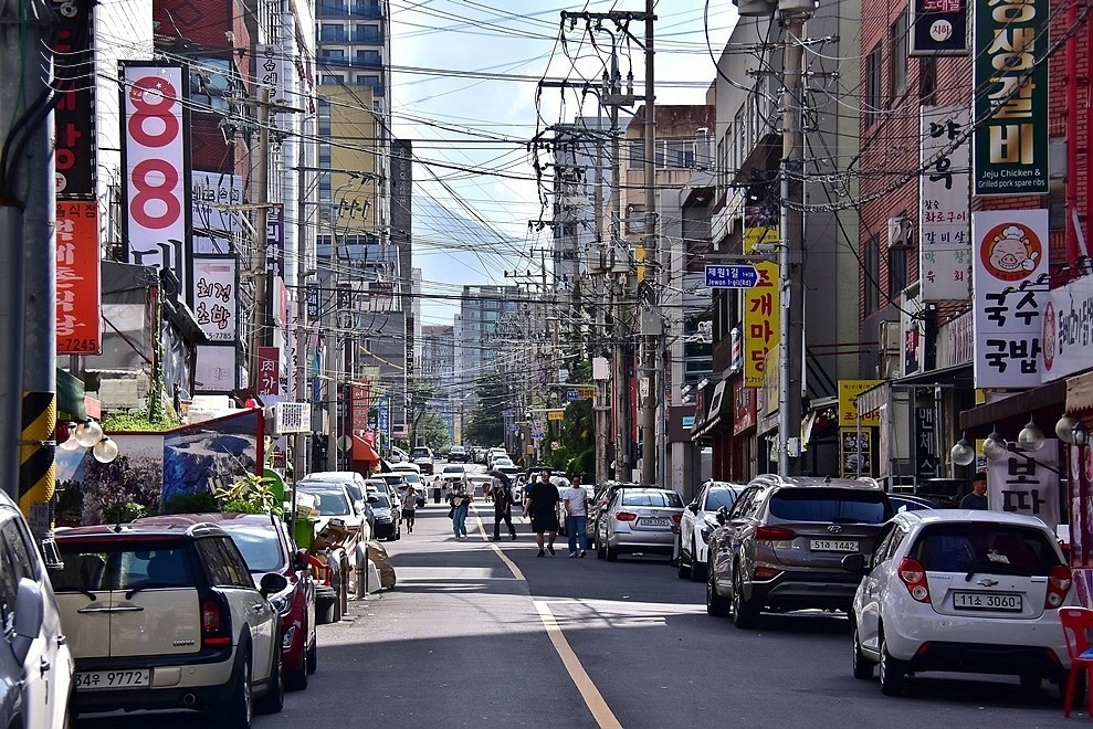 濟州島蓮洞商圈全攻略！購物美食免稅店一次搞定，在地人與觀光客都愛