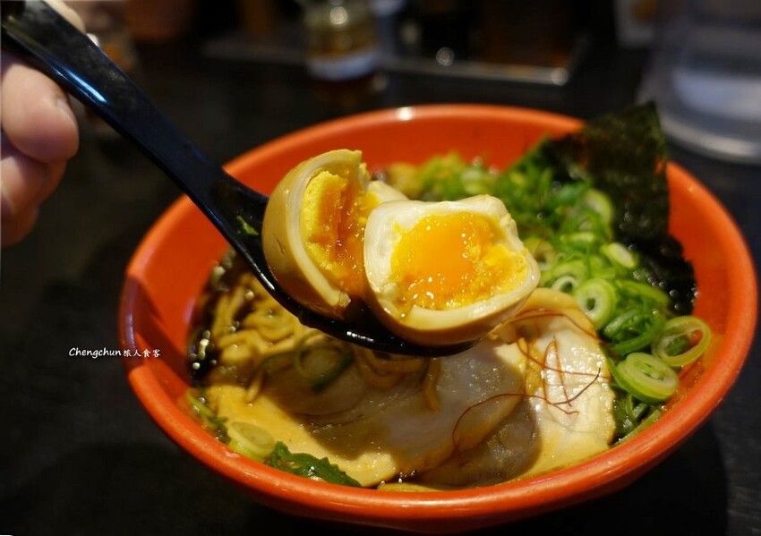 京都車站美食【麺家 いろは 京都駅ビル 拉麺小路店】吃慣了白