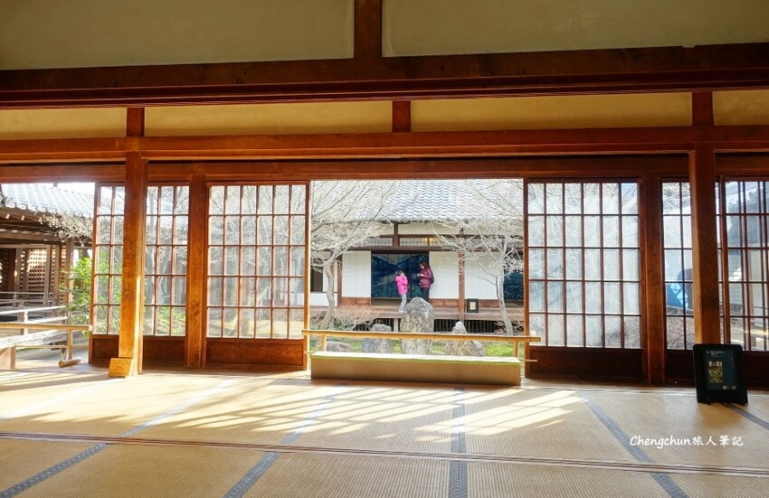 京都【建仁寺 】少了楓紅多了幽靜，美...不打折 !