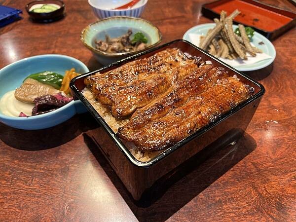 東京千葉【鰻魚老店 川豐 本店】成田山表參道百年鰻魚飯 !