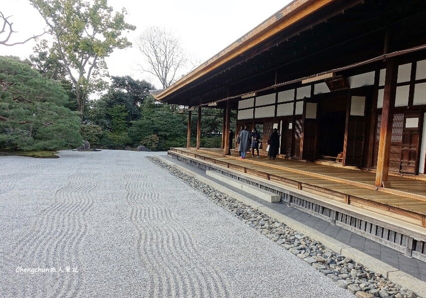 京都【建仁寺 】少了楓紅多了幽靜，美...不打折 !
