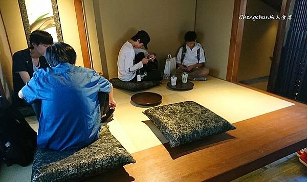 京都【星巴克 京都二寧坂Yasaka茶屋】懷舊榻榻米STAR
