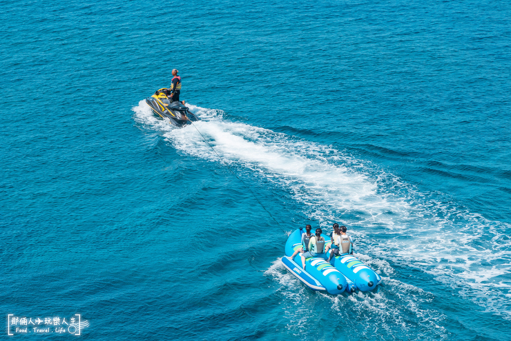 日本沖繩必訪景點！沖繩萬座毛象鼻岩，壯麗海岸線與遼闊草地一次滿足。