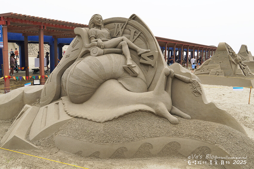 苗栗縣通霄鎮【2025通霄沙雕藝術節】通霄海水浴場｜永續和平主題免費入場，一起逍遙沙城賞沙雕、玩海灘。苗栗海邊