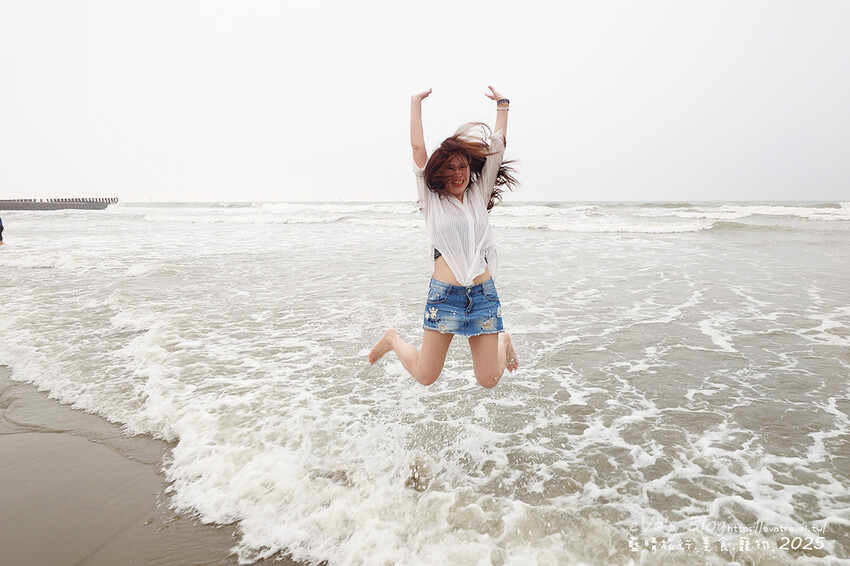 苗栗縣通霄鎮【2025通霄沙雕藝術節】通霄海水浴場｜永續和平主題免費入場，一起逍遙沙城賞沙雕、玩海灘。苗栗海邊