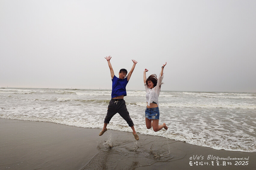 苗栗縣通霄鎮【2025通霄沙雕藝術節】通霄海水浴場｜永續和平主題免費入場，一起逍遙沙城賞沙雕、玩海灘。苗栗海邊