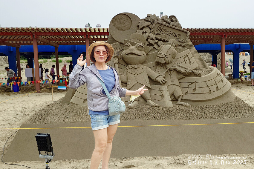苗栗縣通霄鎮【2025通霄沙雕藝術節】通霄海水浴場｜永續和平主題免費入場，一起逍遙沙城賞沙雕、玩海灘。苗栗海邊