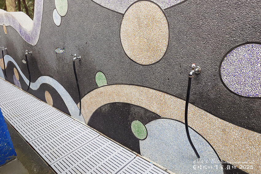 苗栗縣通霄鎮【2025通霄沙雕藝術節】通霄海水浴場｜永續和平主題免費入場，一起逍遙沙城賞沙雕、玩海灘。苗栗海邊