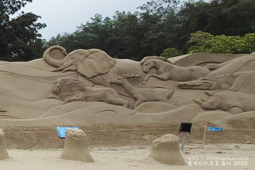 苗栗縣通霄鎮【2025通霄沙雕藝術節】通霄海水浴場｜永續和平主題免費入場，一起逍遙沙城賞沙雕、玩海灘。苗栗海邊