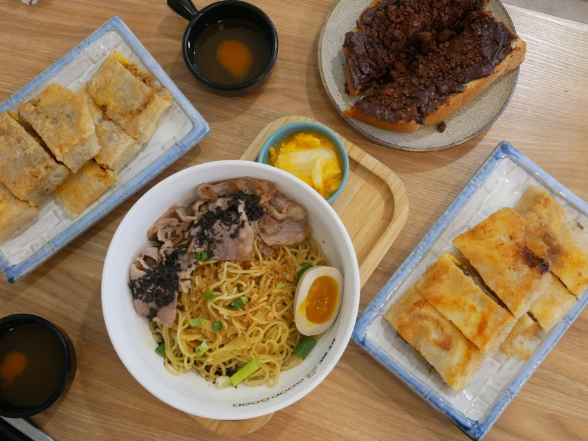 好貳咖啡 x 熊空茶作 - 近中壢中正公園的複合式咖啡廳，提供吐司/蛋餅/拌麵/飲品  *不提供訂位服務，需現場候位登記