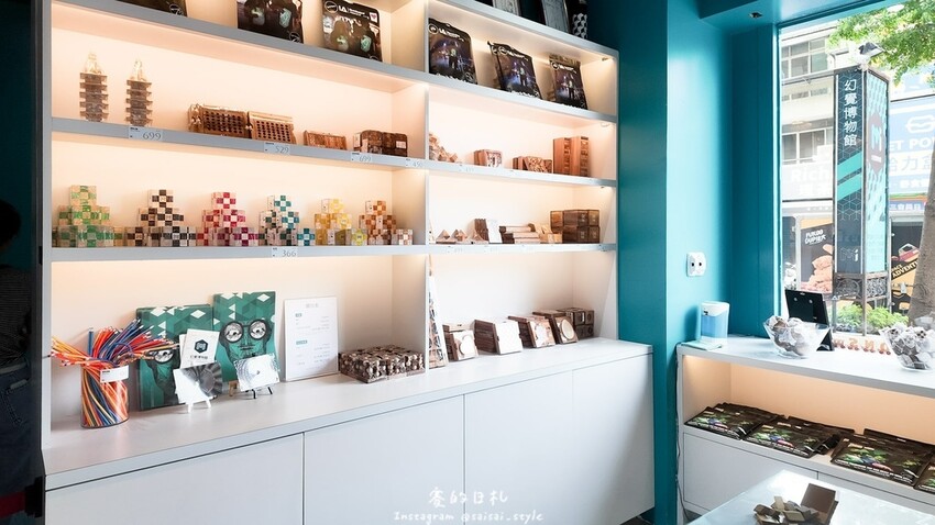 暑假親子景點！台中幻覺博物館視覺錯覺奇妙旅程，錯位拍照超趣味