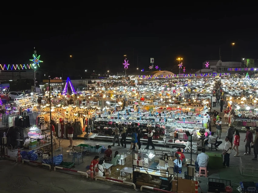 泰國第一次來 Liab Duan Market|在地人最愛的曼谷夜市!