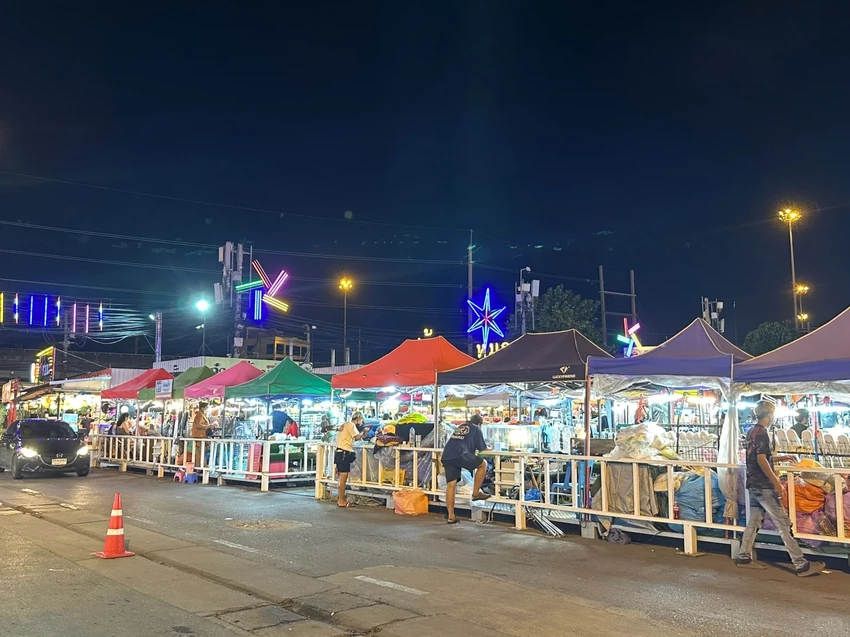 泰國第一次來 Liab Duan Market|在地人最愛的曼谷夜市!