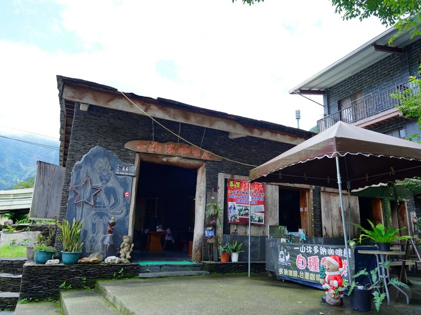 高雄市茂林區走訪多納高吊橋、小長城步道、瑪姿餐廳｜秘境景點＋原民美食全攻略！【高雄多納部落一日遊】