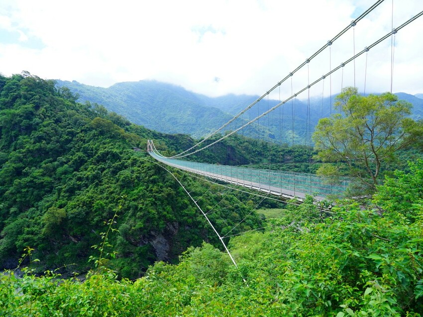 高雄市茂林區走訪多納高吊橋、小長城步道、瑪姿餐廳｜秘境景點＋原民美食全攻略！【高雄多納部落一日遊】