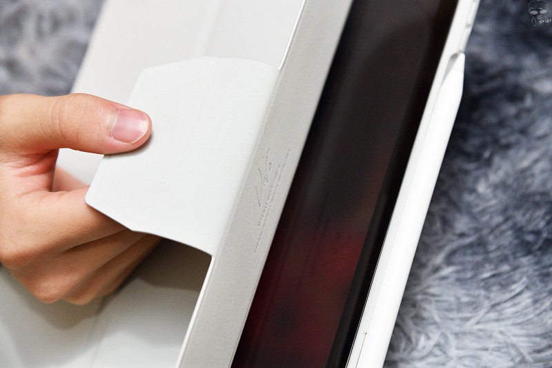 【iPad配件開箱】Spigen iPad Air Skin