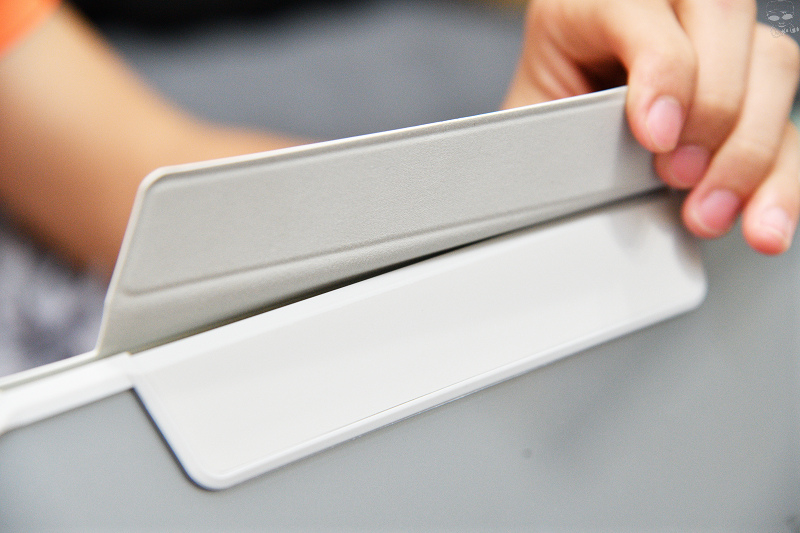 【iPad配件開箱】Spigen iPad Air Skin