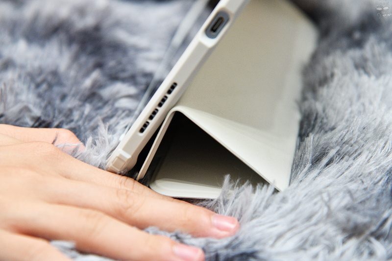 【iPad配件開箱】Spigen iPad Air Skin