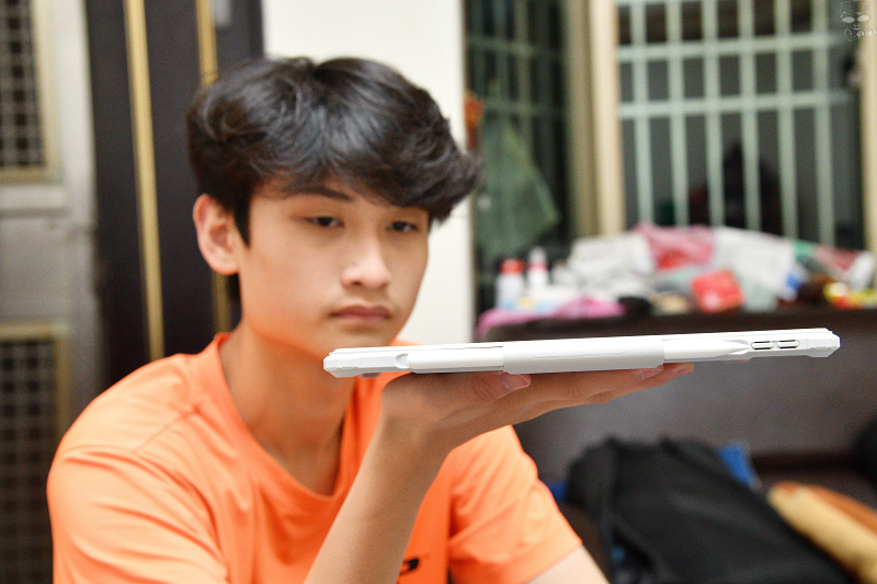 【iPad配件開箱】Spigen iPad Air Skin