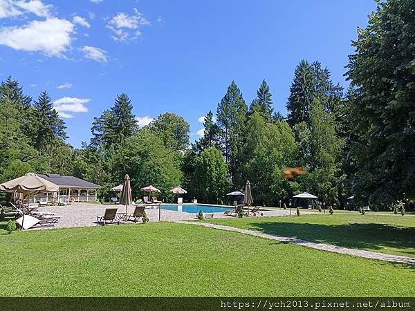 Conacul Maldar飯店景觀餐廳午餐，還有多種溫帶水