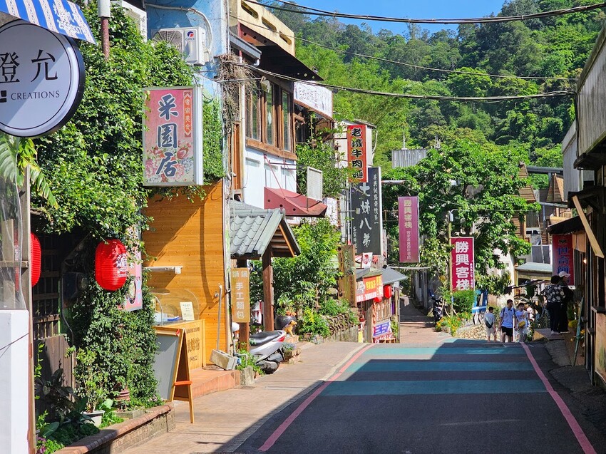 假日出遊推薦，穿越時空之旅舊山線鐵道自行車探險，勝興車站老街巡禮享客家美食