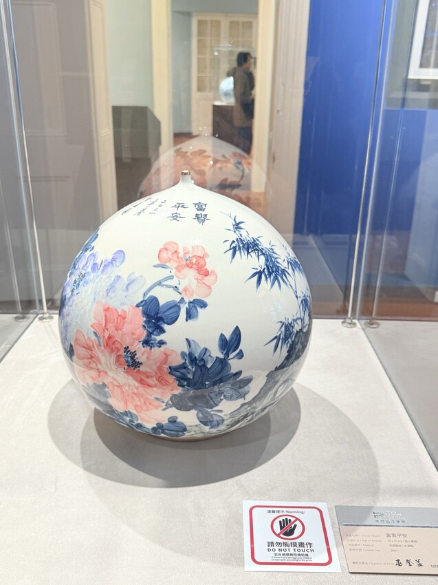 淡水巫登益美術館新北館：百年古蹟內的藝術美術館。超美庭園