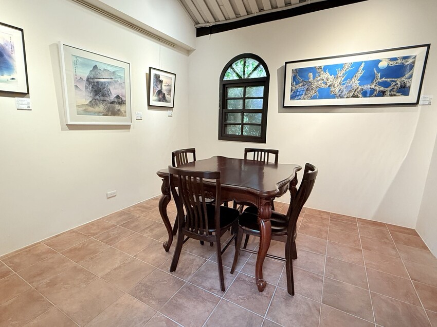 淡水巫登益美術館新北館：百年古蹟內的藝術美術館。超美庭園
