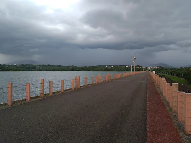 仁義潭水庫 - 大壩步道