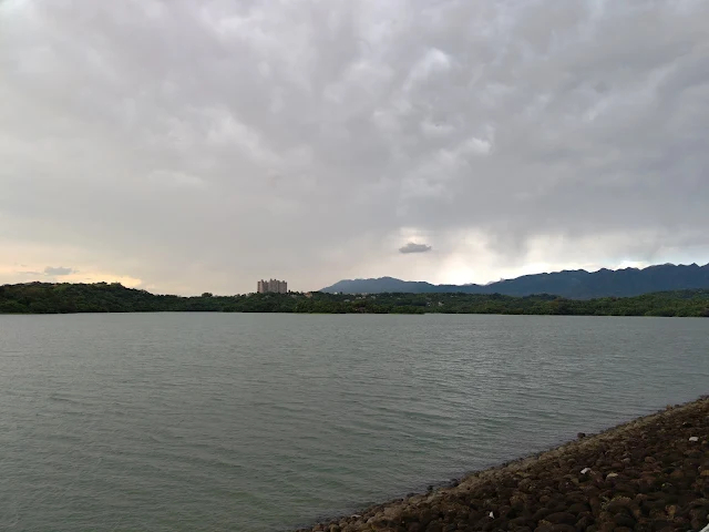 仁義潭水庫 - 大壩步道