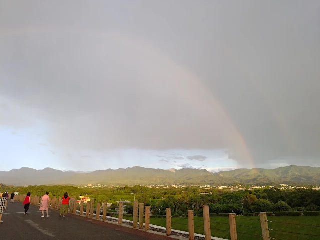 仁義潭水庫 - 大壩步道 - 夕陽 - 彩虹
