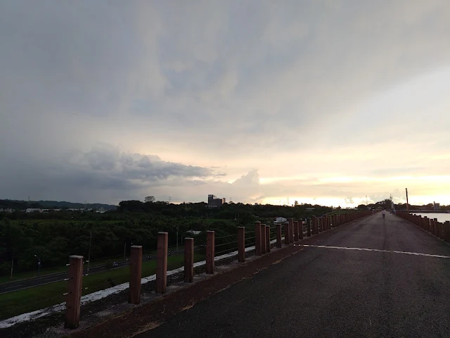 仁義潭水庫 - 大壩步道 - 夕陽