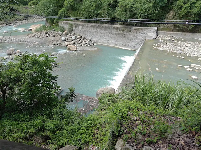 觸口天長地久橋 (阿里山國家風景區) - 獨座溪 - 八掌溪 - 攔沙壩瀑布 觸口天長地久橋 (阿里山國家風景區) - 獨座溪 - 八掌溪 - 攔沙壩瀑布