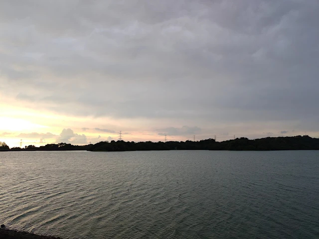 仁義潭水庫 - 大壩步道 - 高壓電塔 - 夕陽