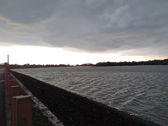 仁義潭水庫 - 大壩步道