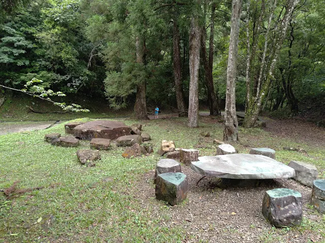 東眼山國家森林遊樂區 - 地質走廊 - 休憩區