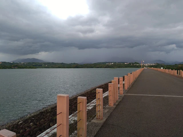 仁義潭水庫 - 大壩步道