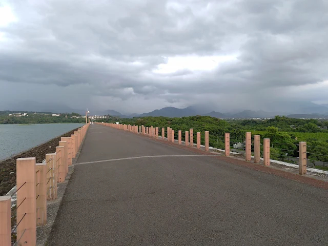 仁義潭水庫 - 大壩步道